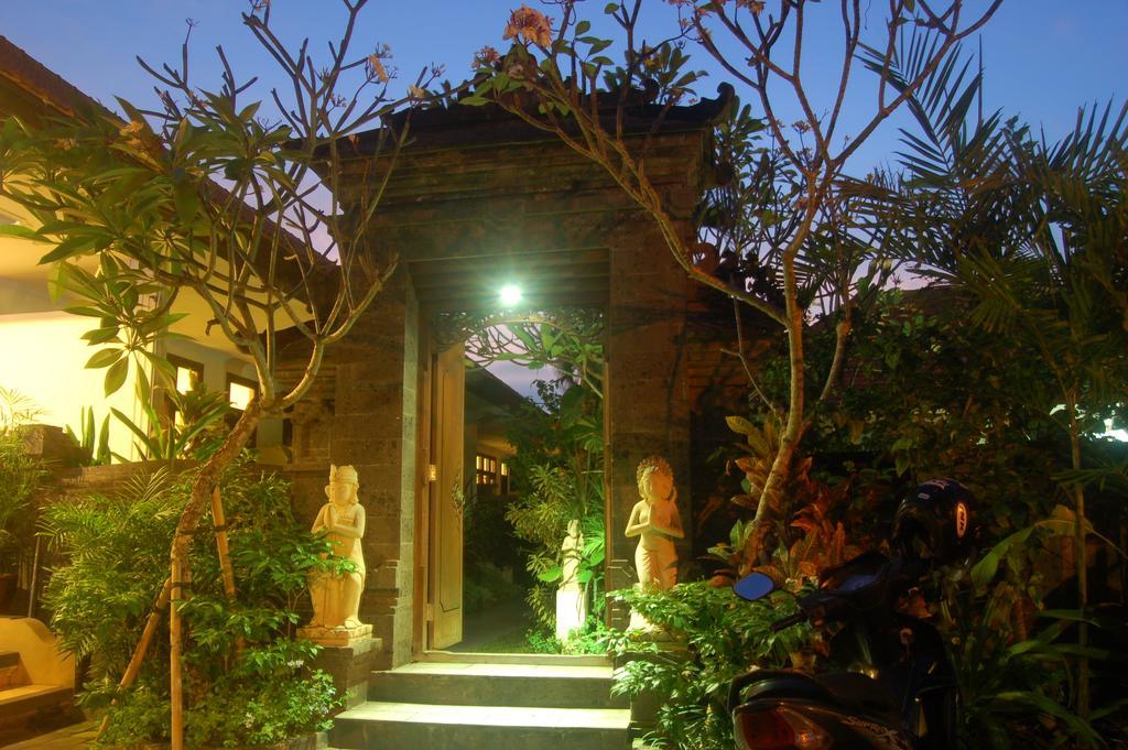 Sanur Gunakaya Homestay מראה חיצוני תמונה